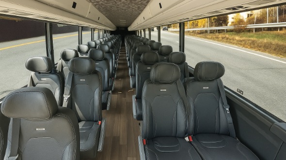 fond du lac 25 passenger minibus rental